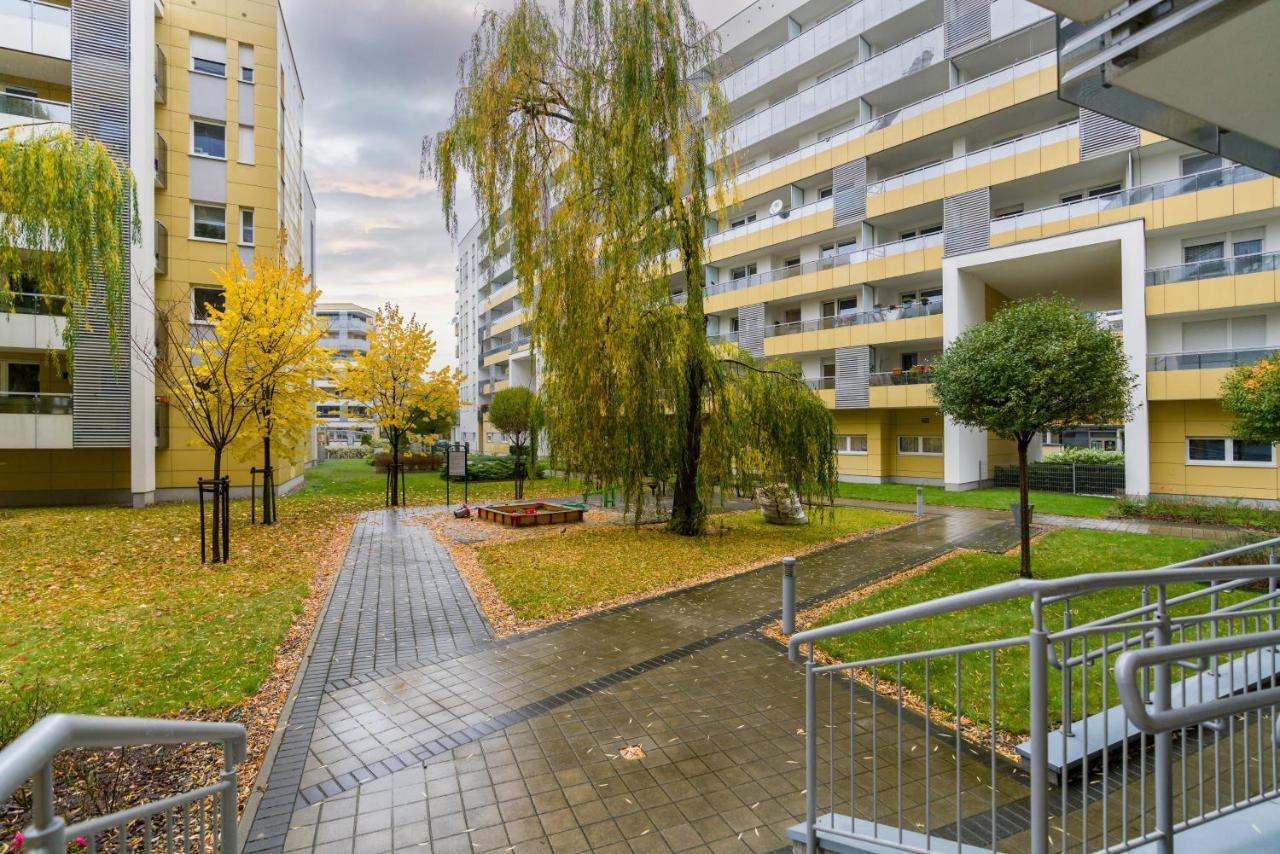 Marcelin Estate By Renters Apartment Poznan